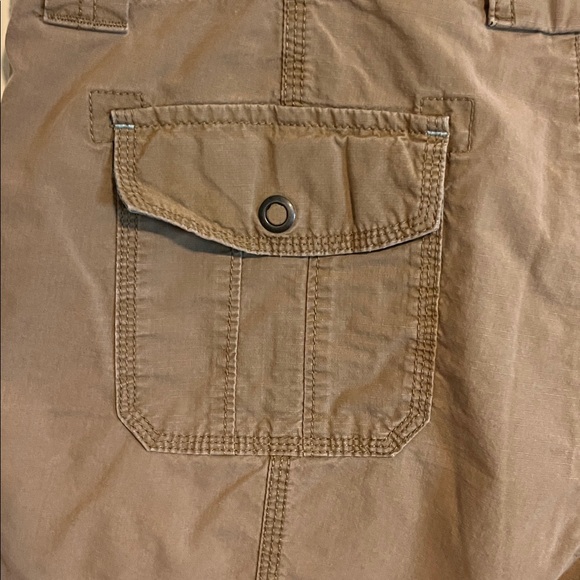 Eddie Bauer, women’s shorts, size 14, tan - Picture 6 of 9